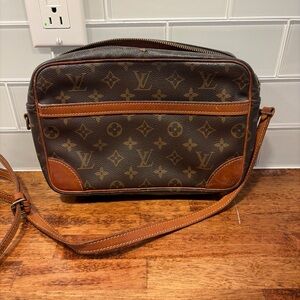 Louis Vuitton Monogram Canvas Crossbody in Brown and Tan